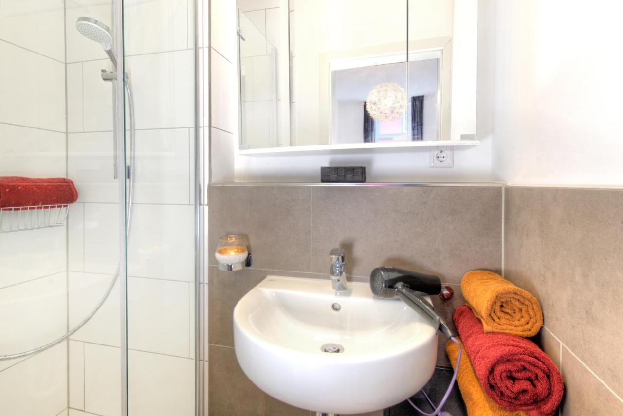Altbaucharme In Der Stadtmitte Apartment Karlsruhe Ngoại thất bức ảnh